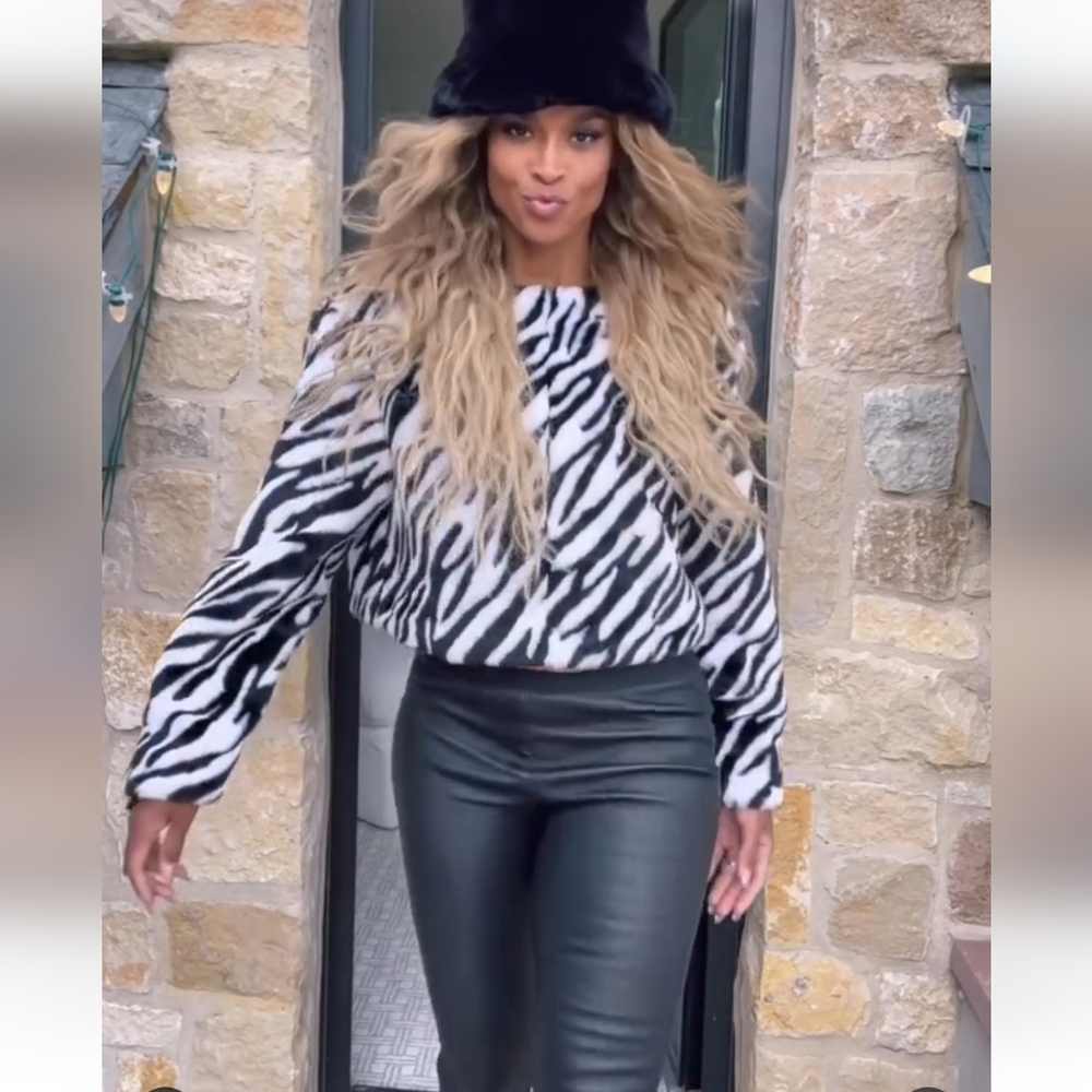 Lita by Ciera Zebra Faux Fur Boxy Crop Coat Print Animal Celebrity XL